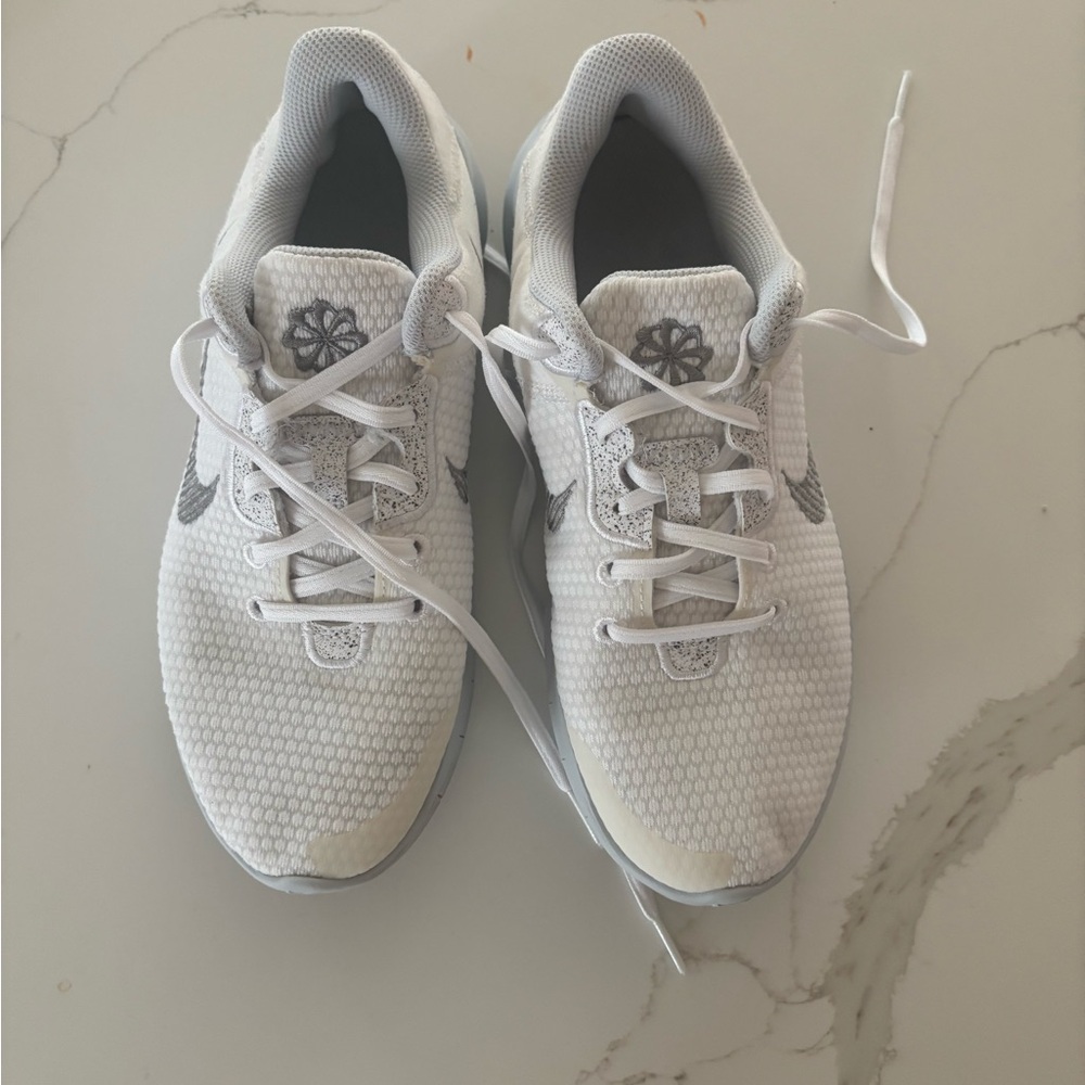 Nike White and Gray Women's Sneakers